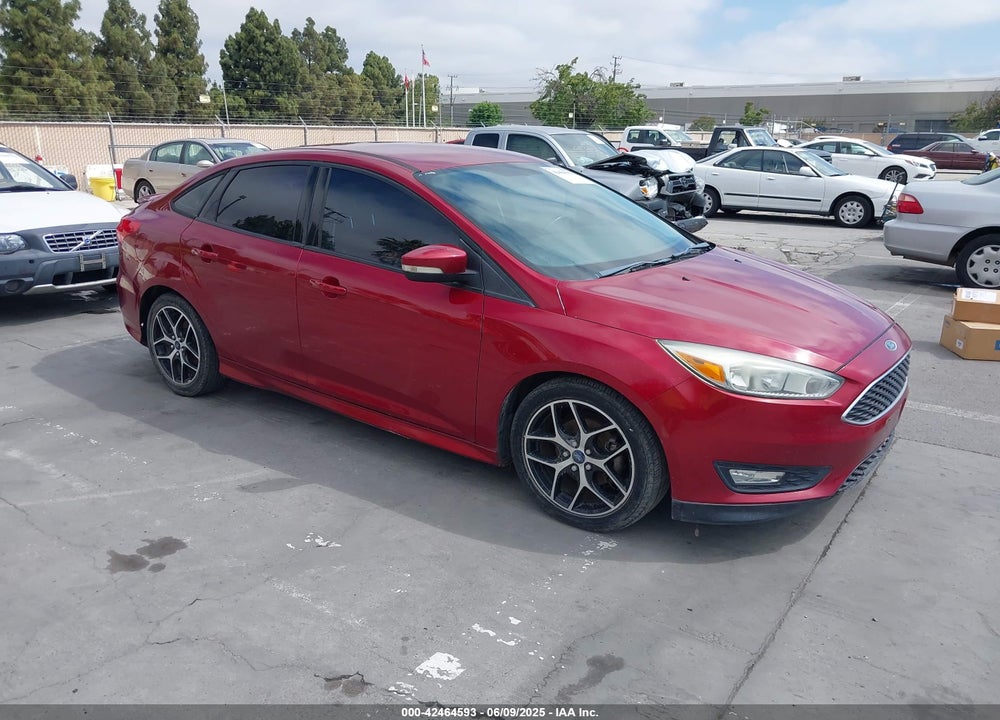 2015 FORD FOCUS SE VIN: 1FADP3F29FL241737