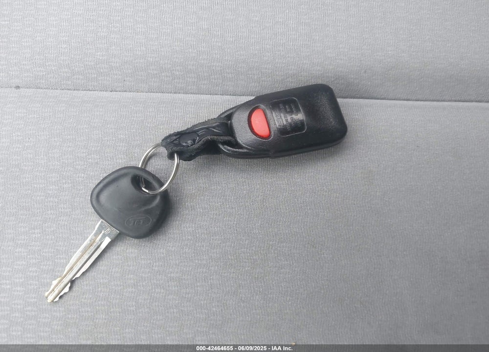 2007 HYUNDAI ELANTRA GLS/LIMITED/SE VIN: KMHDU46D67U116633