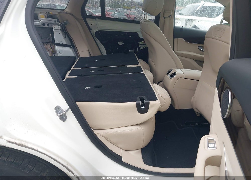 2019 MERCEDES-BENZ GLC 300 VIN: WDC0G4KB1KV130726