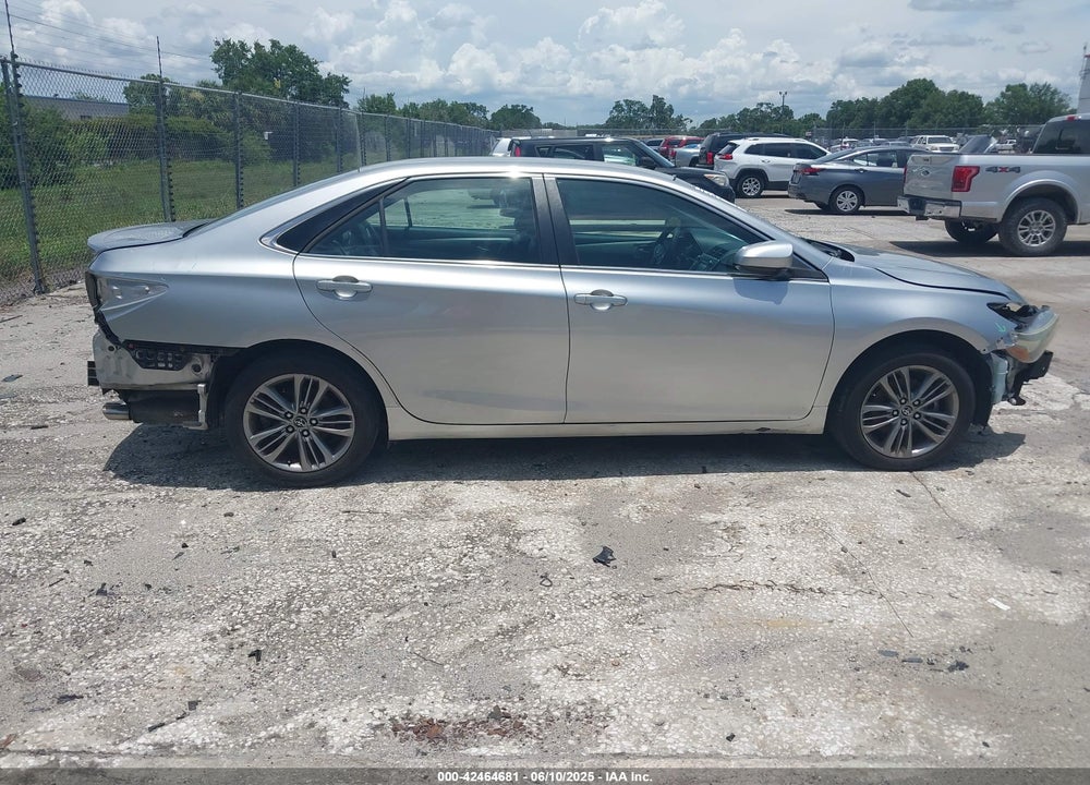 2015 TOYOTA CAMRY SE VIN: 4T1BF1FK9FU040984