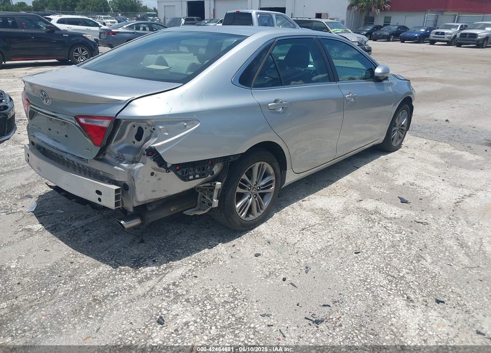 2015 TOYOTA CAMRY SE VIN: 4T1BF1FK9FU040984