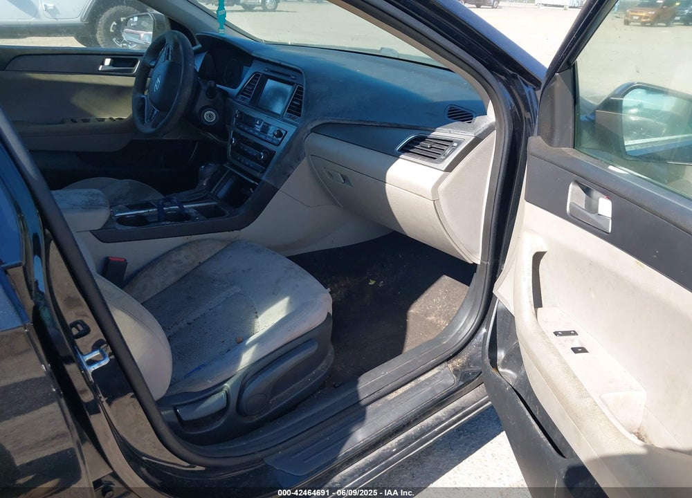 2016 HYUNDAI SONATA VIN: 5NPE24AF6GH263150