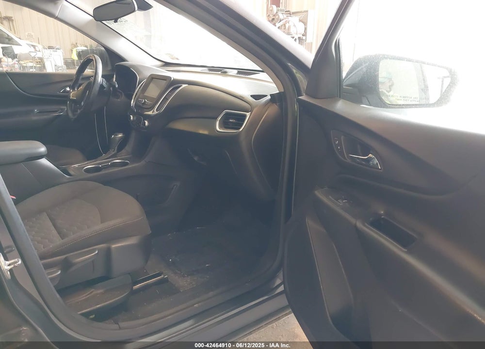 2018 CHEVROLET EQUINOX VIN: 2GNAXSEV6J6305132
