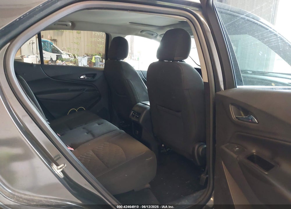 2018 CHEVROLET EQUINOX VIN: 2GNAXSEV6J6305132