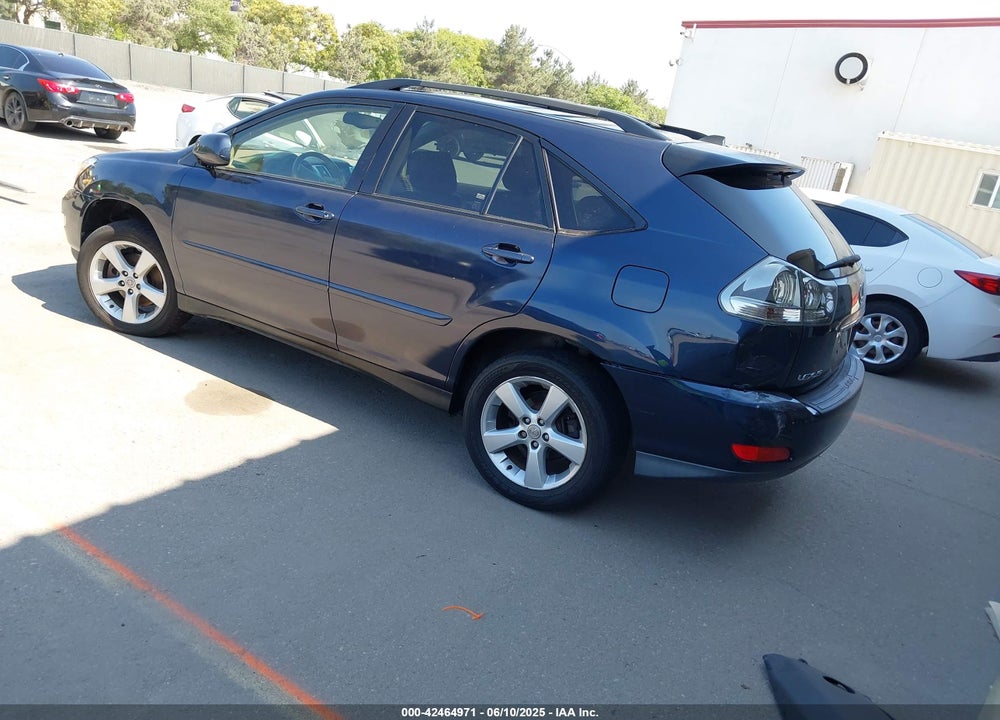 2005 LEXUS RX 330 VIN: JTJGA31U850056027