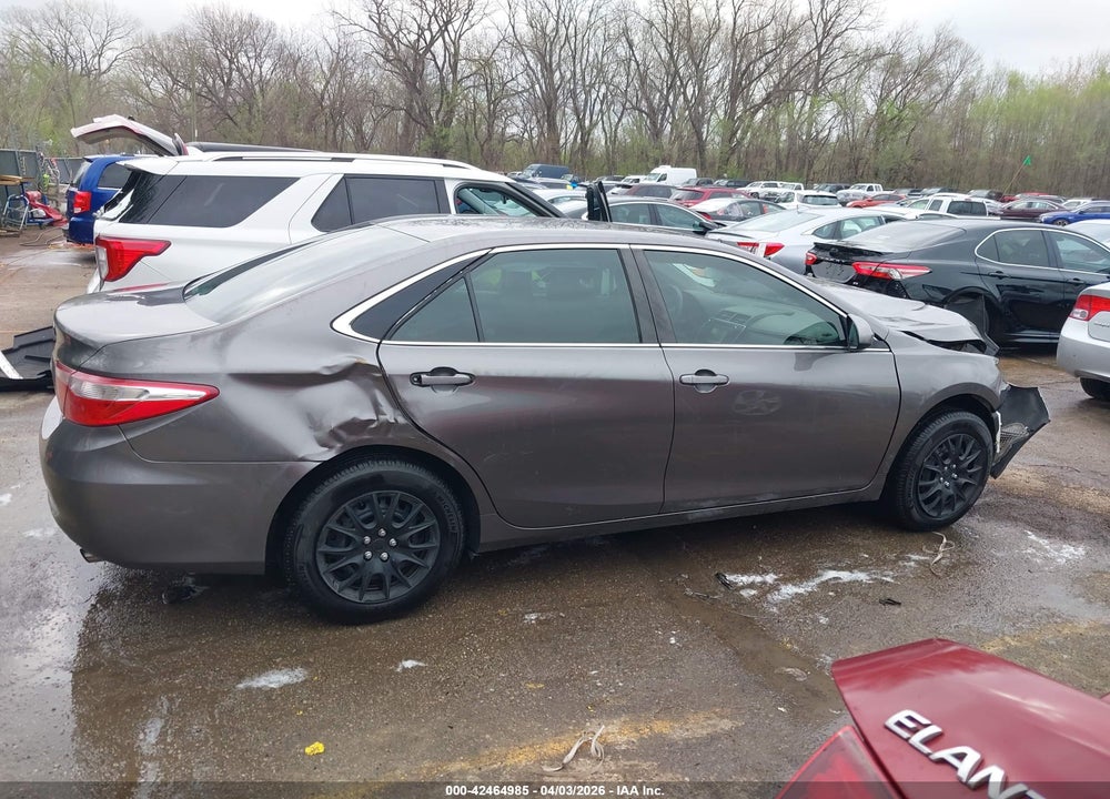 2017 TOYOTA CAMRY LE VIN: 4T1BF1FK1HU324872