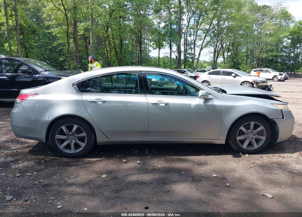 2012 ACURA TL VIN: 19UUA8F20CA028015