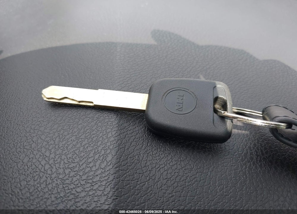 2012 ACURA TL VIN: 19UUA8F20CA028015