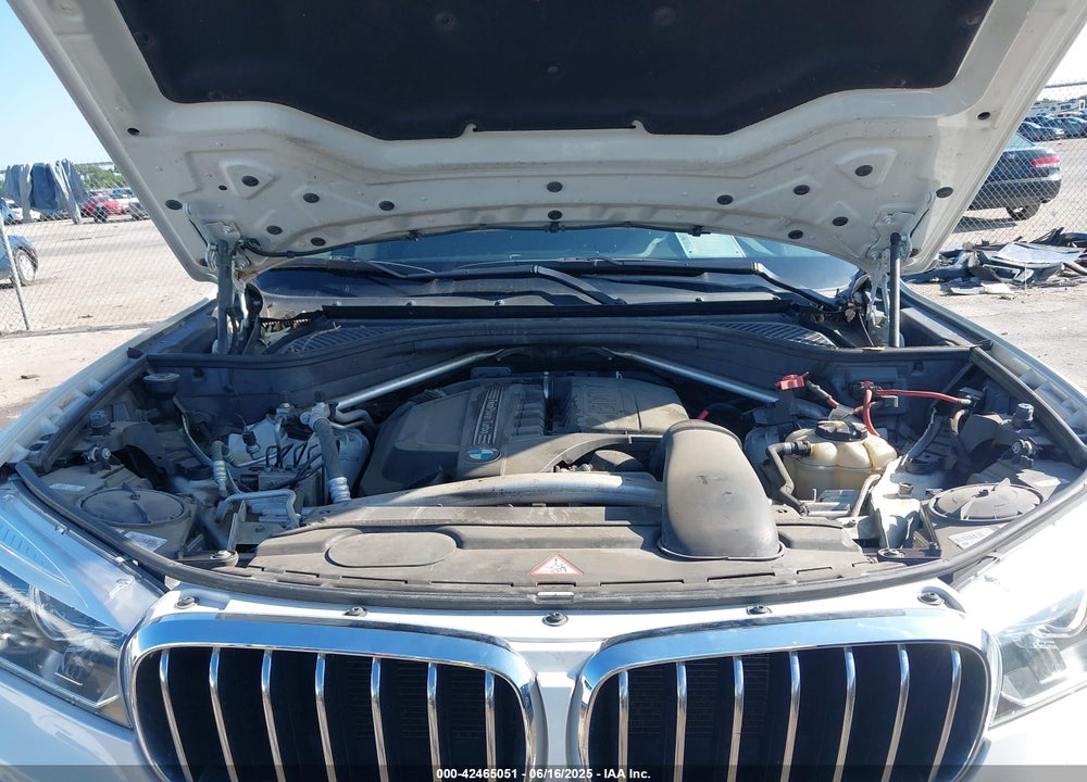 2016 BMW X5 VIN: 5UXKR2C51G0H42632