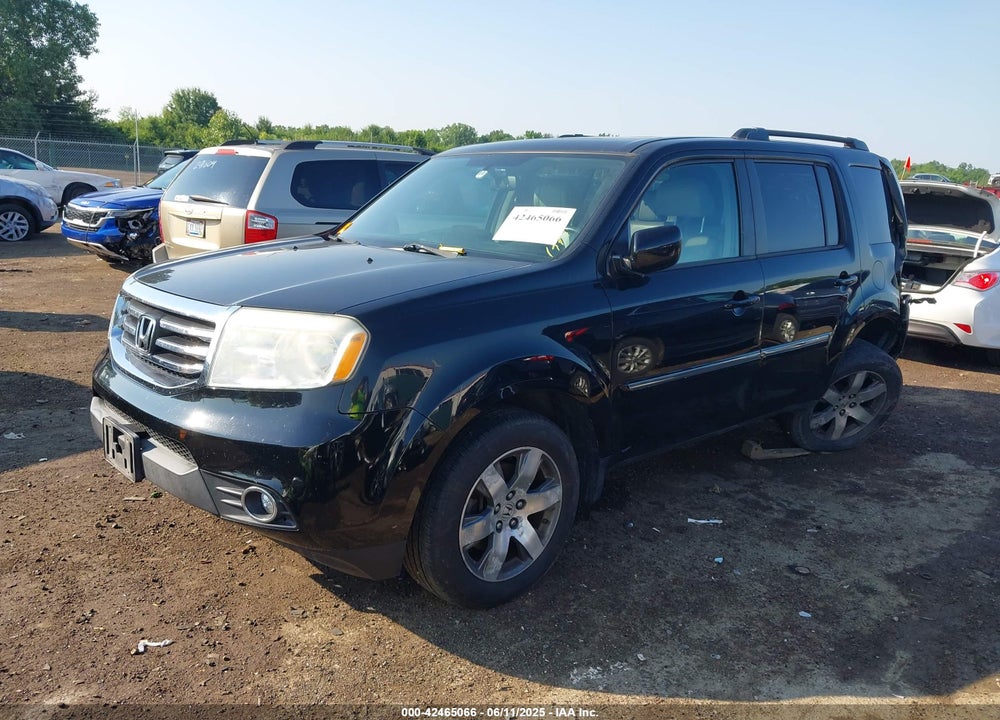 2013 HONDA PILOT TOURING VIN: 5FNYF4H96DB084148
