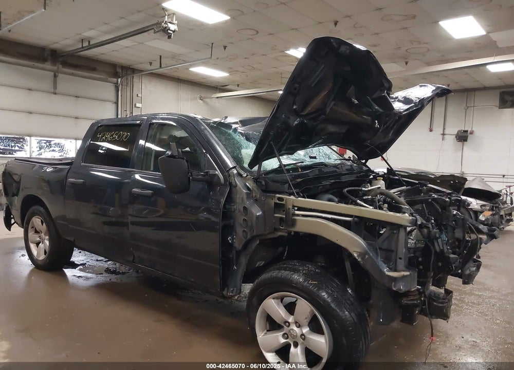 2014 RAM 1500 EXPRESS VIN: 1C6RR7KT0ES400396
