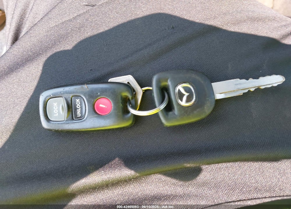 2007 MAZDA 3 I VIN: JM1BK12F371728264
