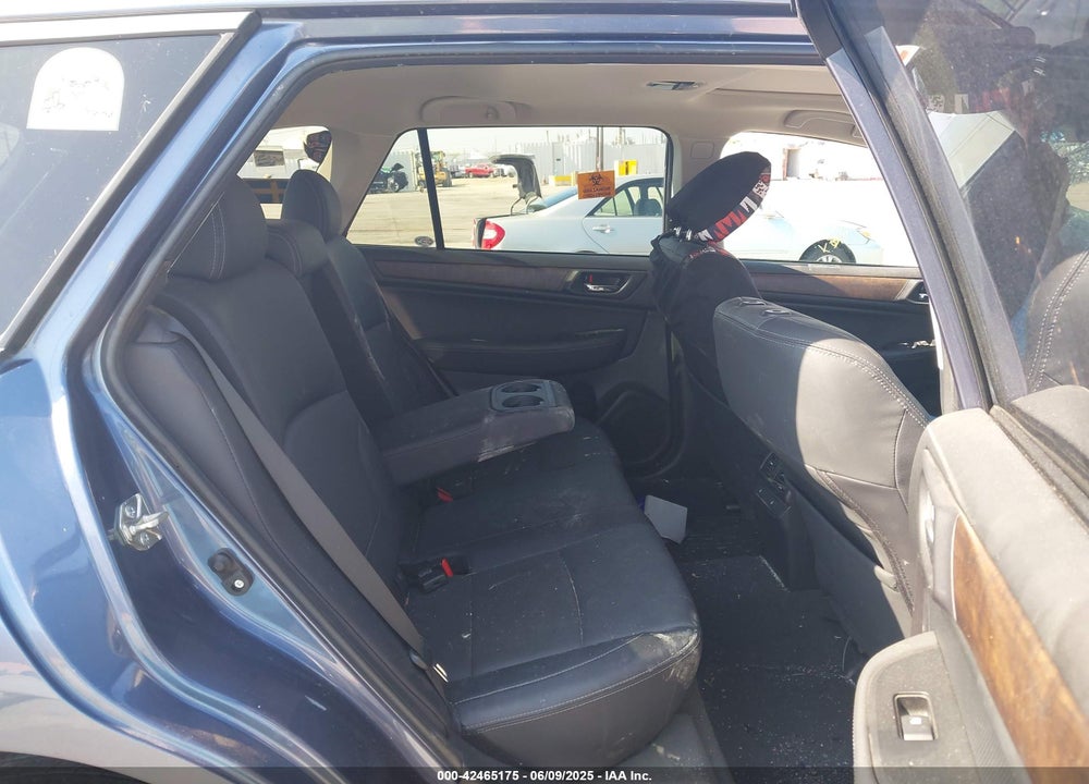 2017 SUBARU OUTBACK 2.5I LIMITED VIN: 4S4BSANC4H3395818