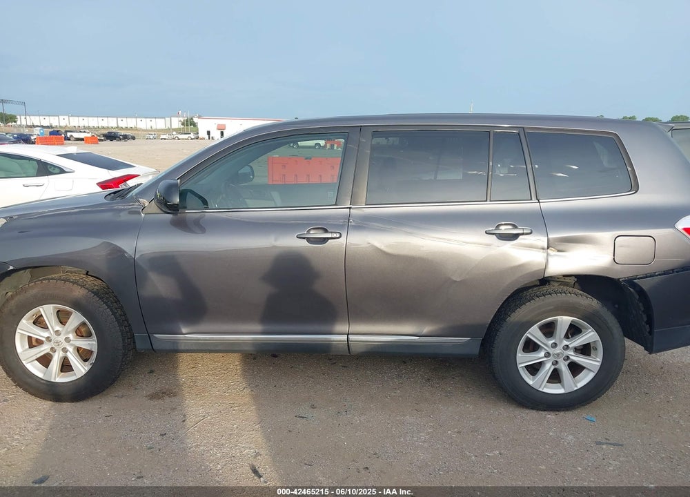 2013 TOYOTA HIGHLANDER VIN: 5TDZK3EH2DS138742