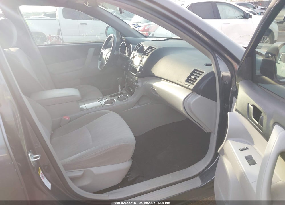 2013 TOYOTA HIGHLANDER VIN: 5TDZK3EH2DS138742