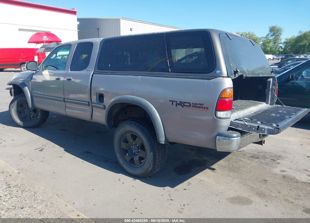 2000 TOYOTA TUNDRA VIN: 5TBBT4417YS105341