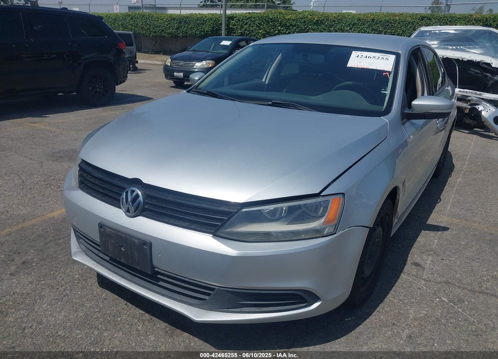 2011 VOLKSWAGEN JETTA VIN: 3VWDZ7AJ5BM366802