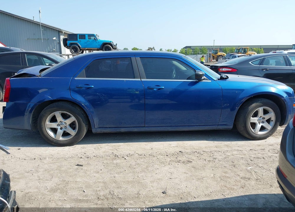 2009 CHRYSLER 300 VIN: 2C3KA43DX9H615163