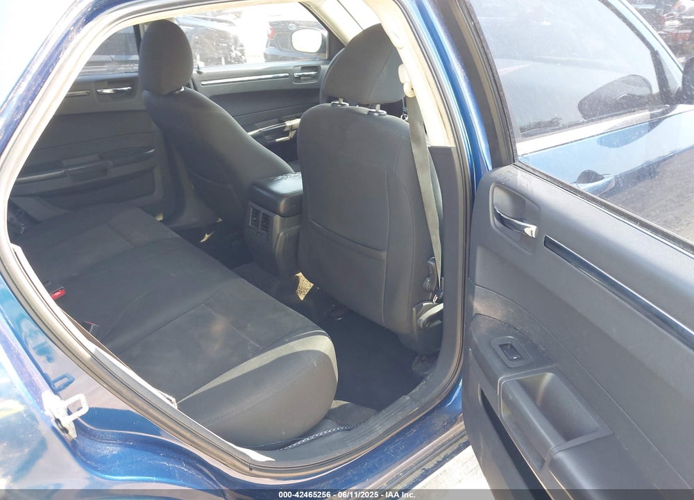 2009 CHRYSLER 300 VIN: 2C3KA43DX9H615163