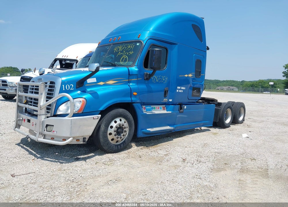 2018 FREIGHTLINER CASCADIA 125 --- VIN: 3AKJGLDR3JSHU4699