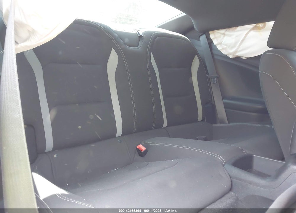 2018 CHEVROLET CAMARO VIN: 1G1FB1RX9J0155764
