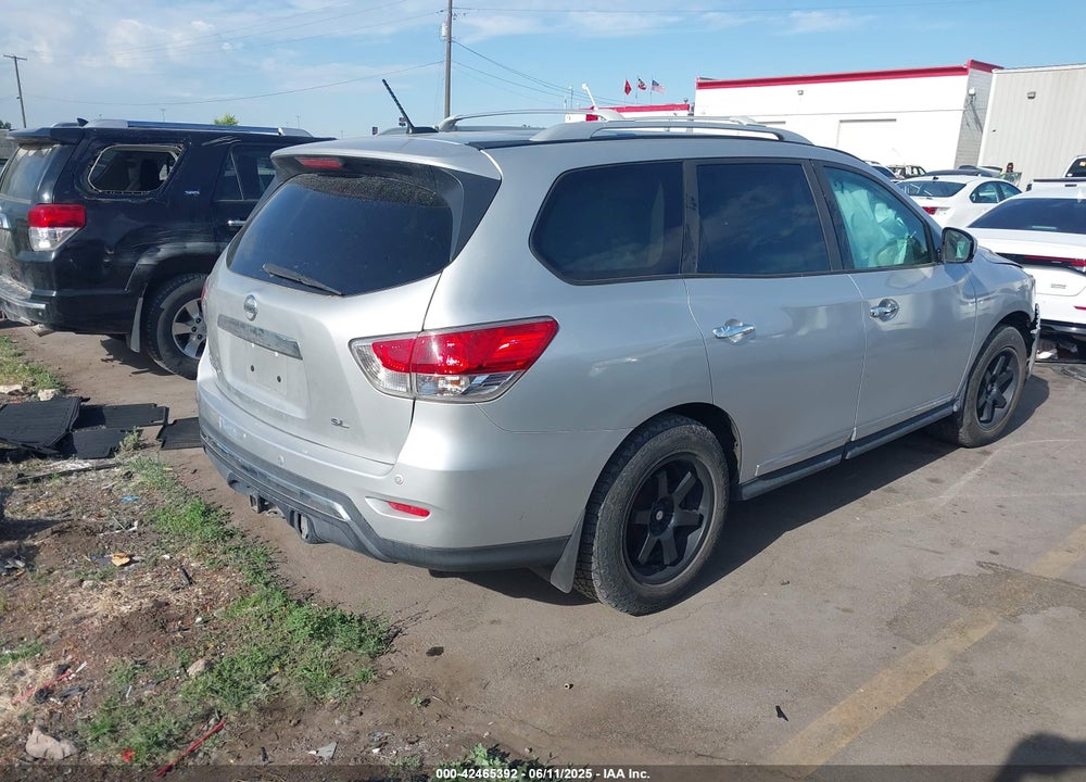 2015 NISSAN PATHFINDER VIN: 5N1AR2MN1FC615445