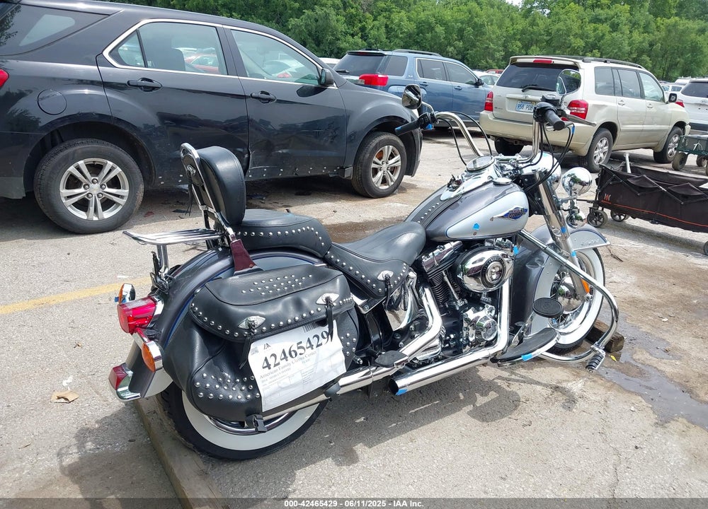 2014 HARLEY-DAVIDSON FLSTC HERITAGE SOFTAIL CLASSIC VIN: 1HD1BWV15EB040457