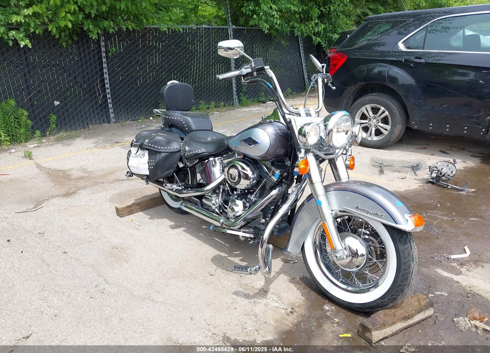 2014 HARLEY-DAVIDSON FLSTC HERITAGE SOFTAIL CLASSIC VIN: 1HD1BWV15EB040457