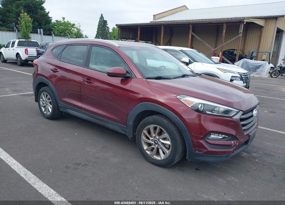 2016 HYUNDAI TUCSON SE VIN: KM8J3CA47GU211841