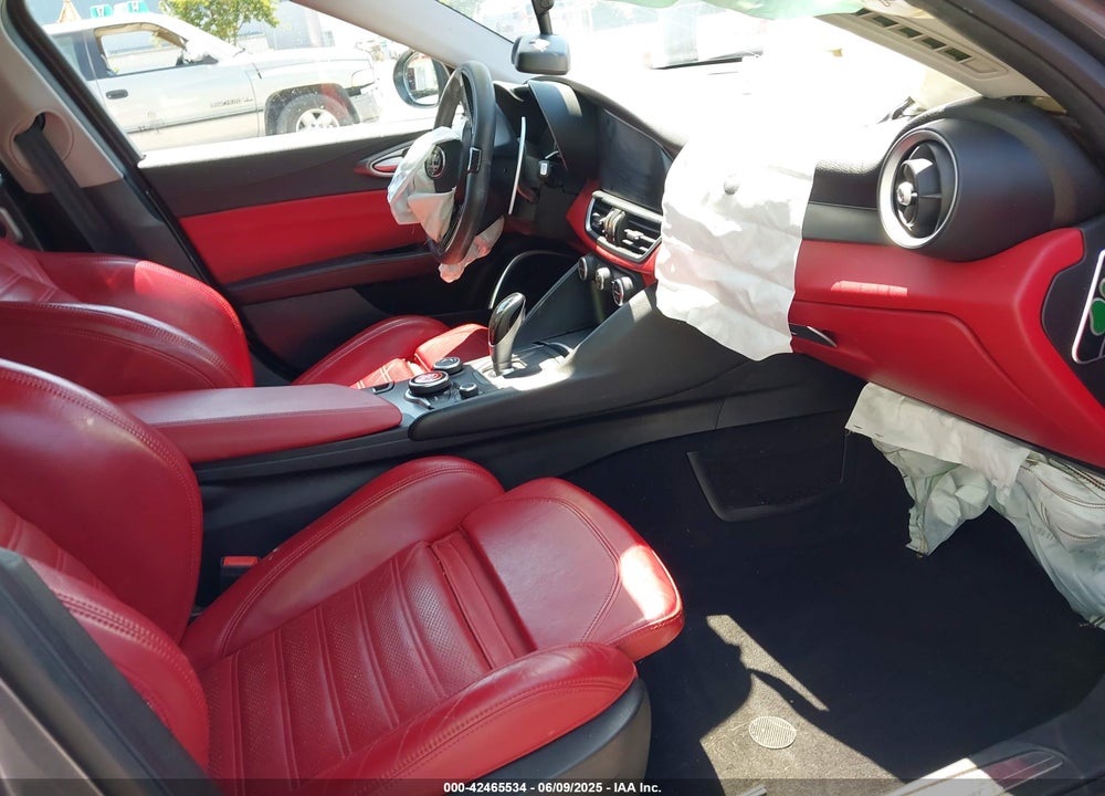 2018 ALFA ROMEO GIULIA TI SPORT RWD VIN: ZARFAECN9J7577376