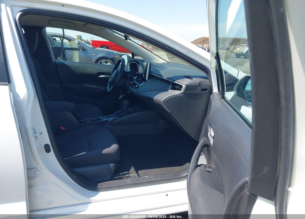 2021 TOYOTA COROLLA LE VIN: 5YFEPMAE8MP242971