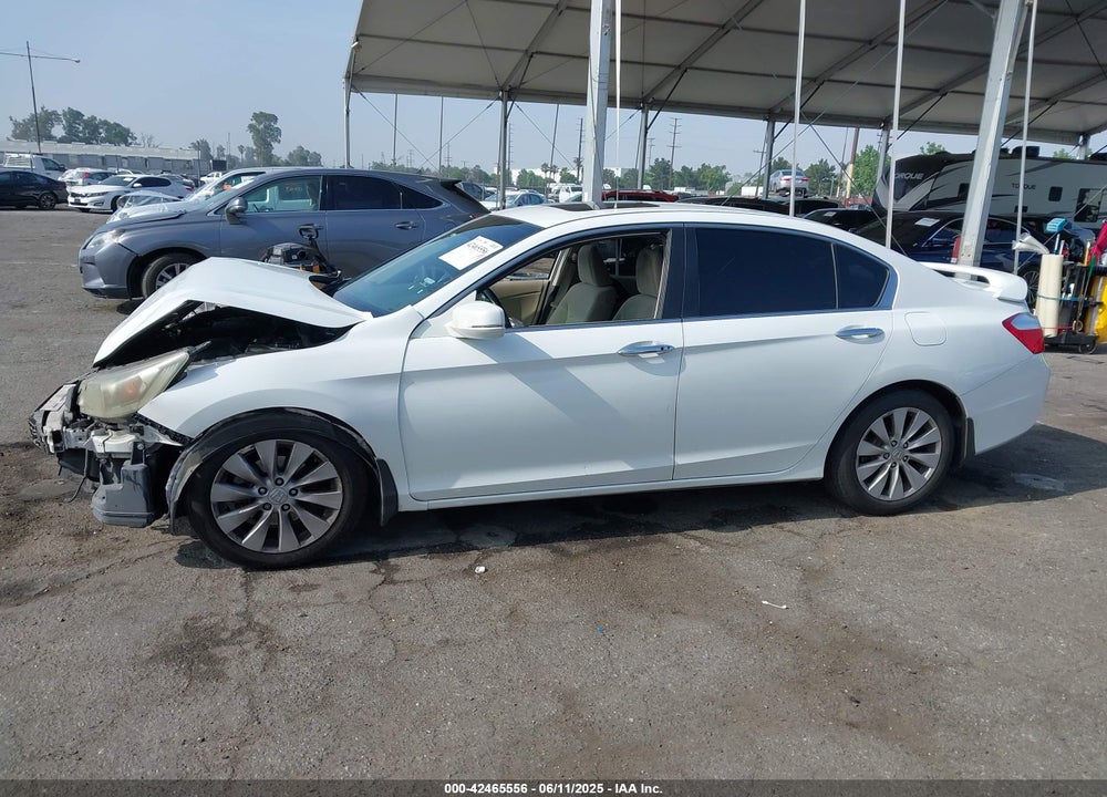 2015 HONDA ACCORD EX VIN: 1HGCR2F70FA146146