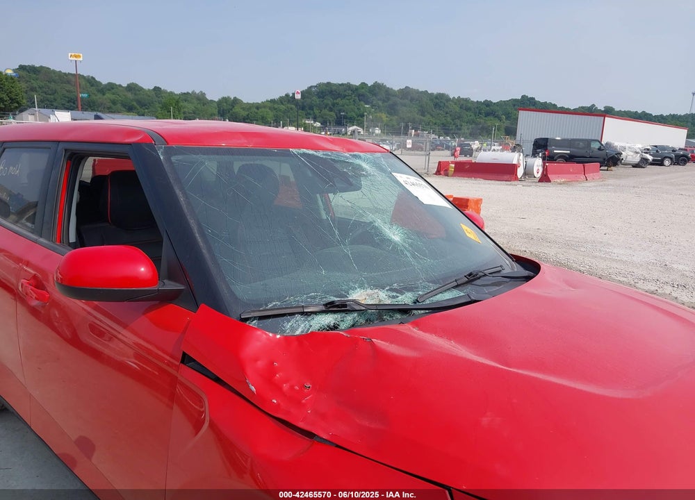 2021 KIA SOUL VIN: KNDJ23AU1M7140962