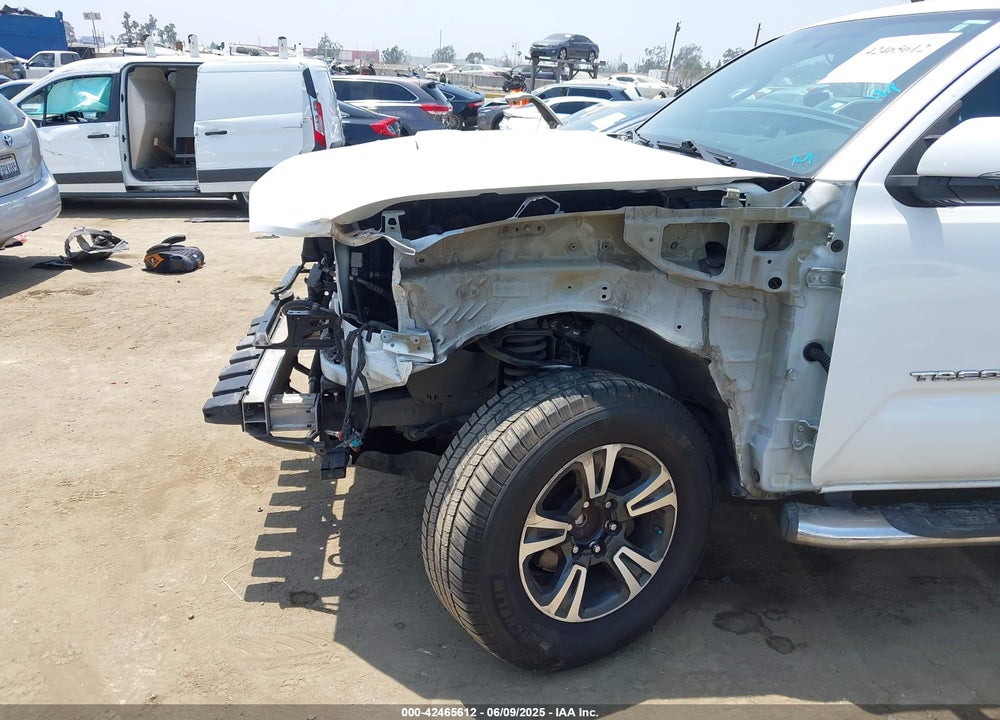 2017 TOYOTA TACOMA VIN: 3TMBZ5DN5HM008881