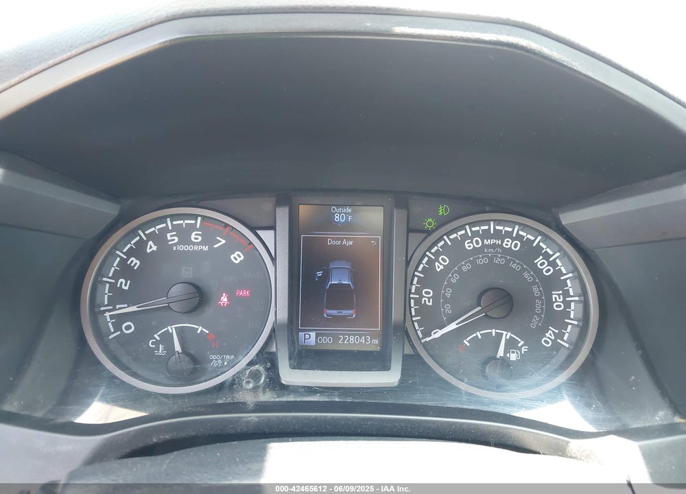 2017 TOYOTA TACOMA VIN: 3TMBZ5DN5HM008881