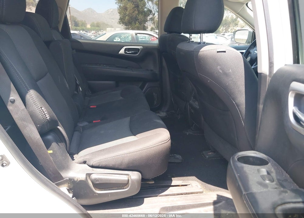 2020 NISSAN PATHFINDER VIN: 5N1DR2AN7LC618170