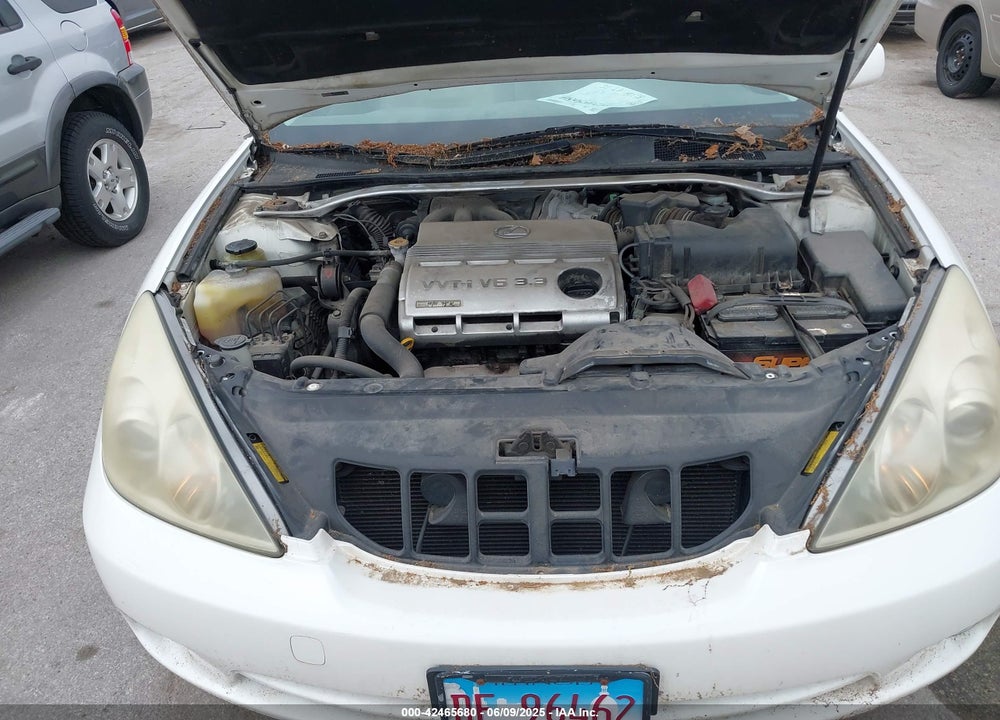 2005 LEXUS ES 330 VIN: JTHBA30G955097261