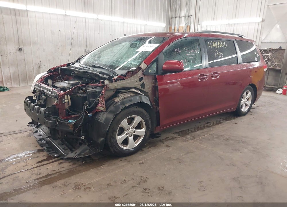 2011 TOYOTA SIENNA LE V6 VIN: 5TDKK3DC9BS105483