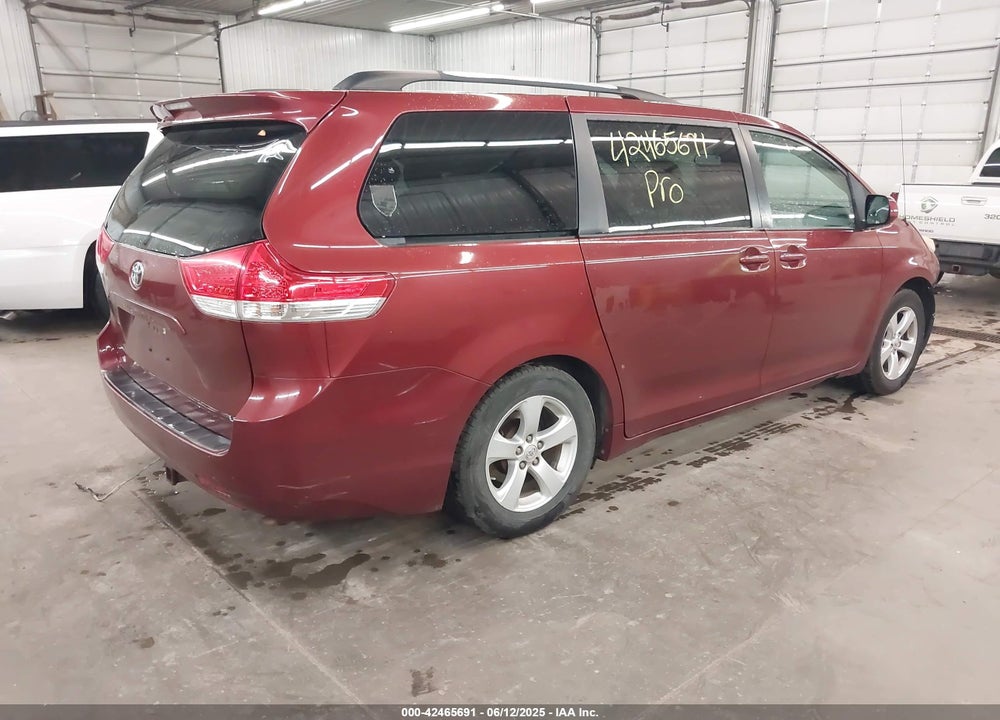 2011 TOYOTA SIENNA LE V6 VIN: 5TDKK3DC9BS105483
