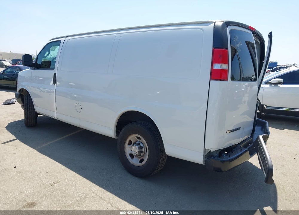 2018 CHEVROLET EXPRESS 2500 WORK VAN VIN: 1GCWGAFP3J1265538