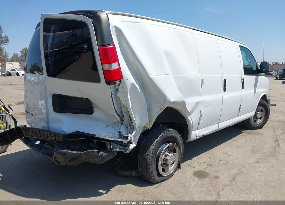 2018 CHEVROLET EXPRESS 2500 WORK VAN VIN: 1GCWGAFP3J1265538