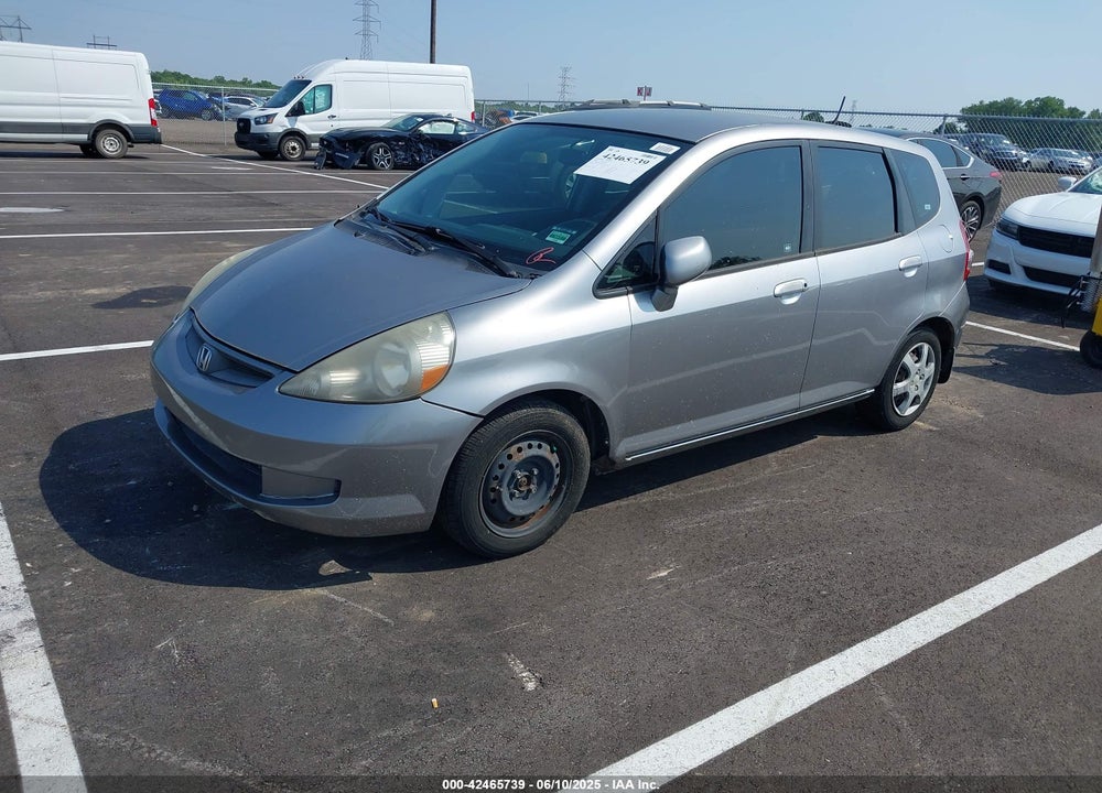 2008 HONDA FIT VIN: JHMGD38418S029890