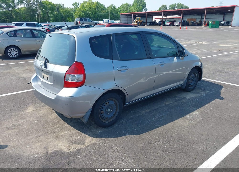 2008 HONDA FIT VIN: JHMGD38418S029890