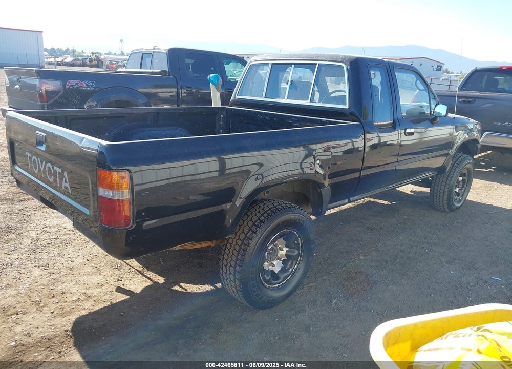 1993 TOYOTA PICKUP 1/2 TON EX LONG WHLBSE DX VIN: JT4VN13D0P5117232
