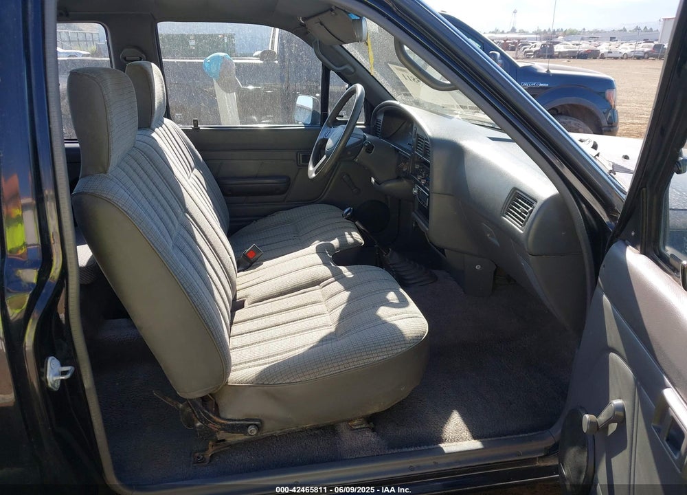 1993 TOYOTA PICKUP 1/2 TON EX LONG WHLBSE DX VIN: JT4VN13D0P5117232