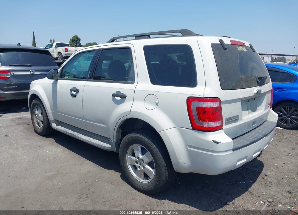 2010 FORD ESCAPE XLT VIN: 1FMCU0DG5AKC89208