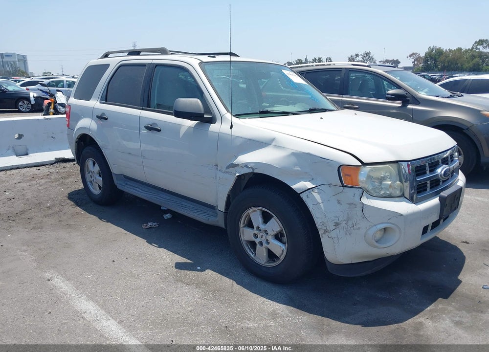 2010 FORD ESCAPE XLT VIN: 1FMCU0DG5AKC89208