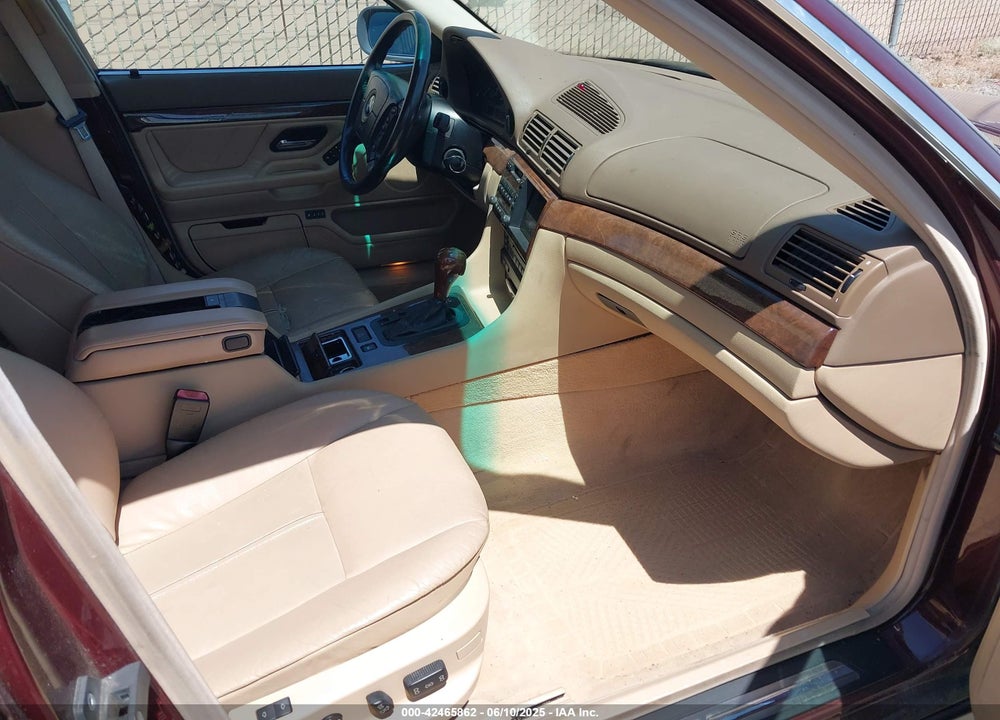 2000 BMW 740IL VIN: WBAGH8349YDP07409
