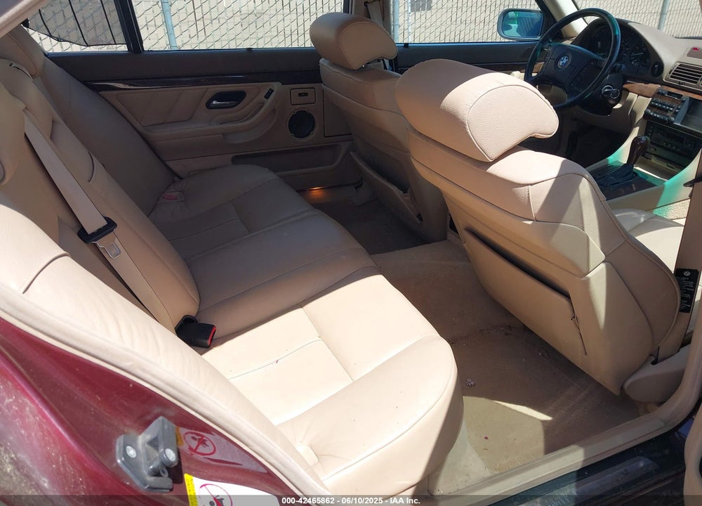 2000 BMW 740IL VIN: WBAGH8349YDP07409