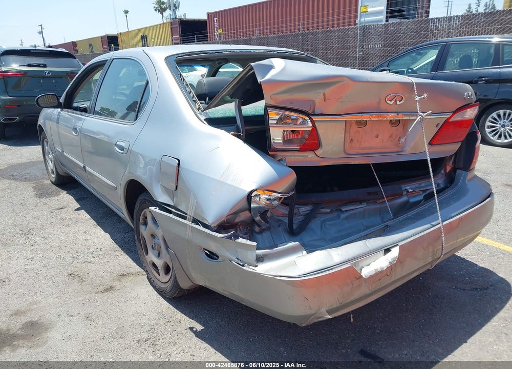 2001 INFINITI I30 LUXURY VIN: JNKCA31A21T016556